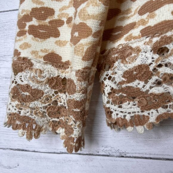 Chicos Sweater Womens Size 1 Cheetah Lace Hem Charlee Cardigan 100% Cotton - Picture 7 of 16